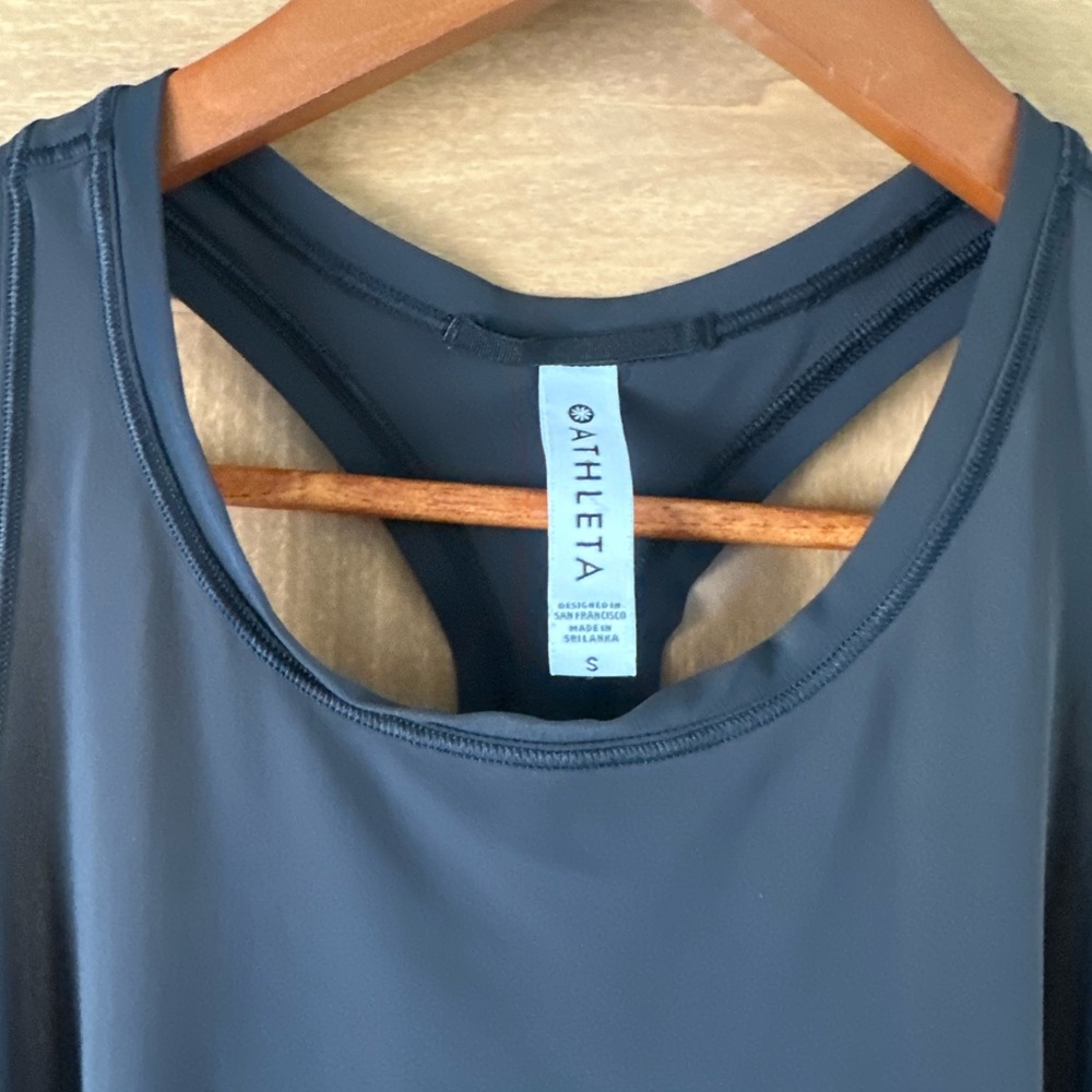 Athleta Ultimate Train Racerback Tank in Black size Small - Picture 4 of 10